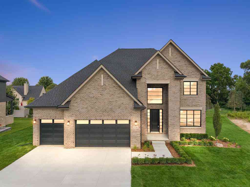 Homes For Sale - 57300 Glen Forest Drive <br/> Macomb County, Washington, MI 48094