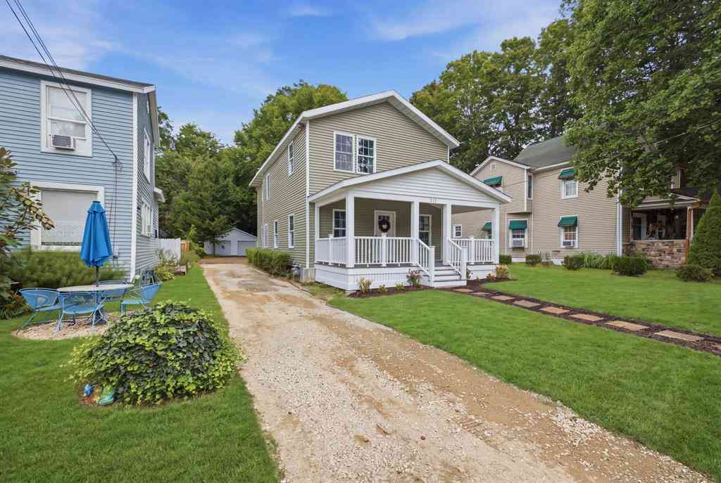 Homes For Sale - 511 Oak Street <br/> Berrien County, Niles, MI 49120