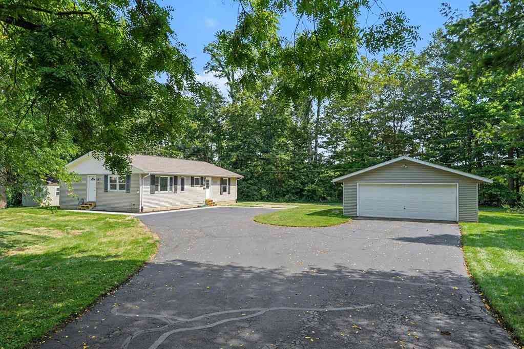 Homes For Sale - 410 N Bluff Street <br/> Berrien County, Berrien Springs, MI 49103