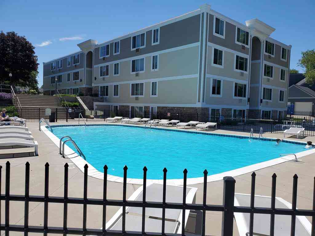 Condo For Sale - 225 N Shore Drive  #006<br/> South Haven, MI 49090