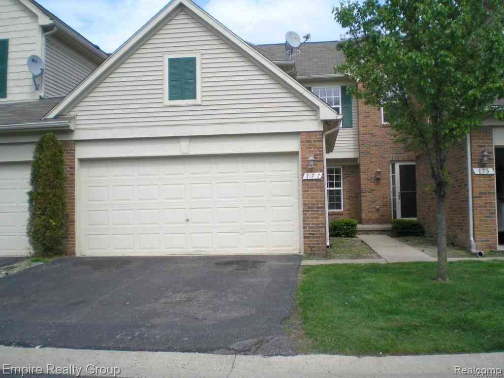 Condo For Rent - 177 Legacy Park Cir  <br/> Wayne County, Dearborn Heights, MI 48127