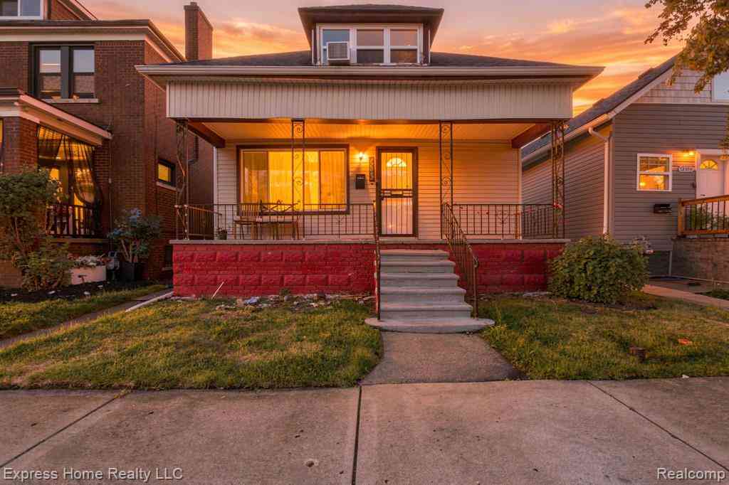 Homes For Sale - 12062 Saint Aubin Street <br/> Hamtramck, MI 48212