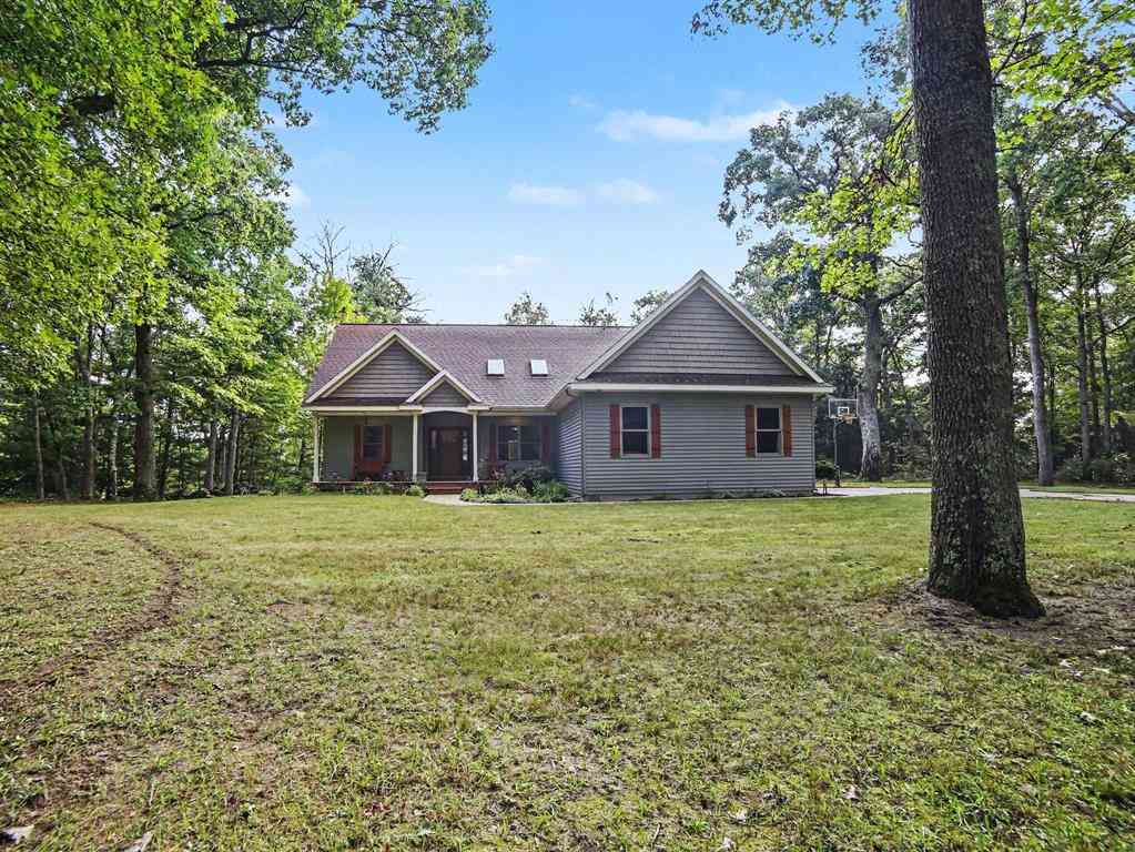 Homes For Sale - 11404 Lorenson Road  #+ 10 ACRES<br/> Muskegon County, Montague, MI 49437