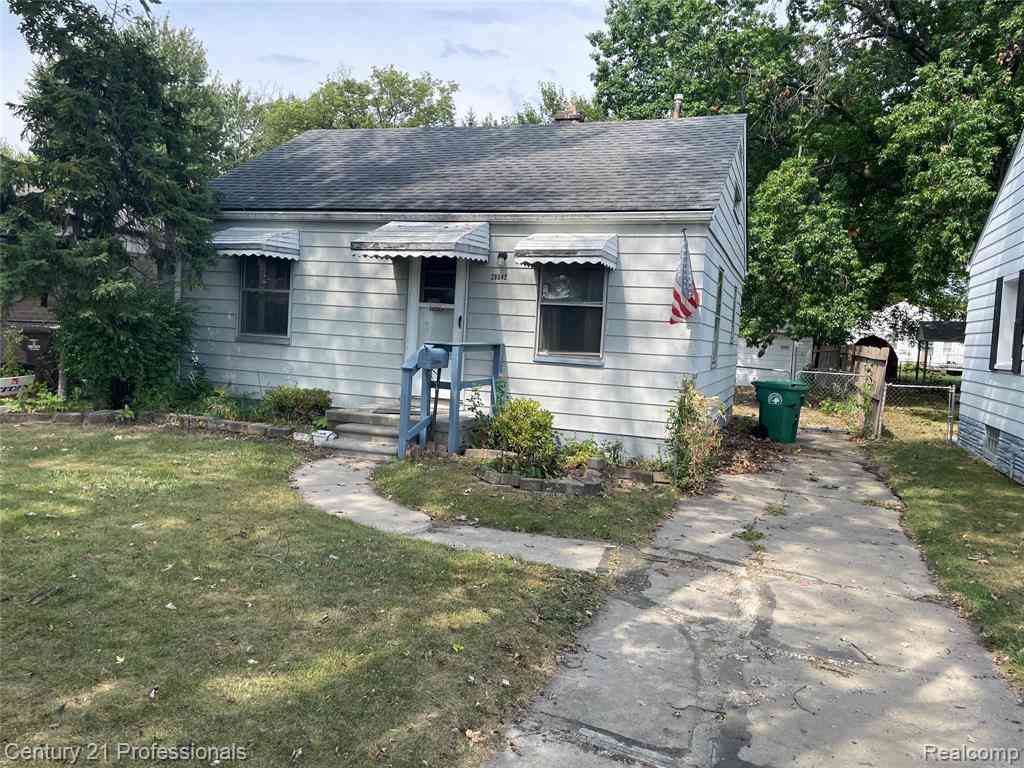 Homes For Sale - 28942 Beechwood Street <br/> Garden City, MI 48135