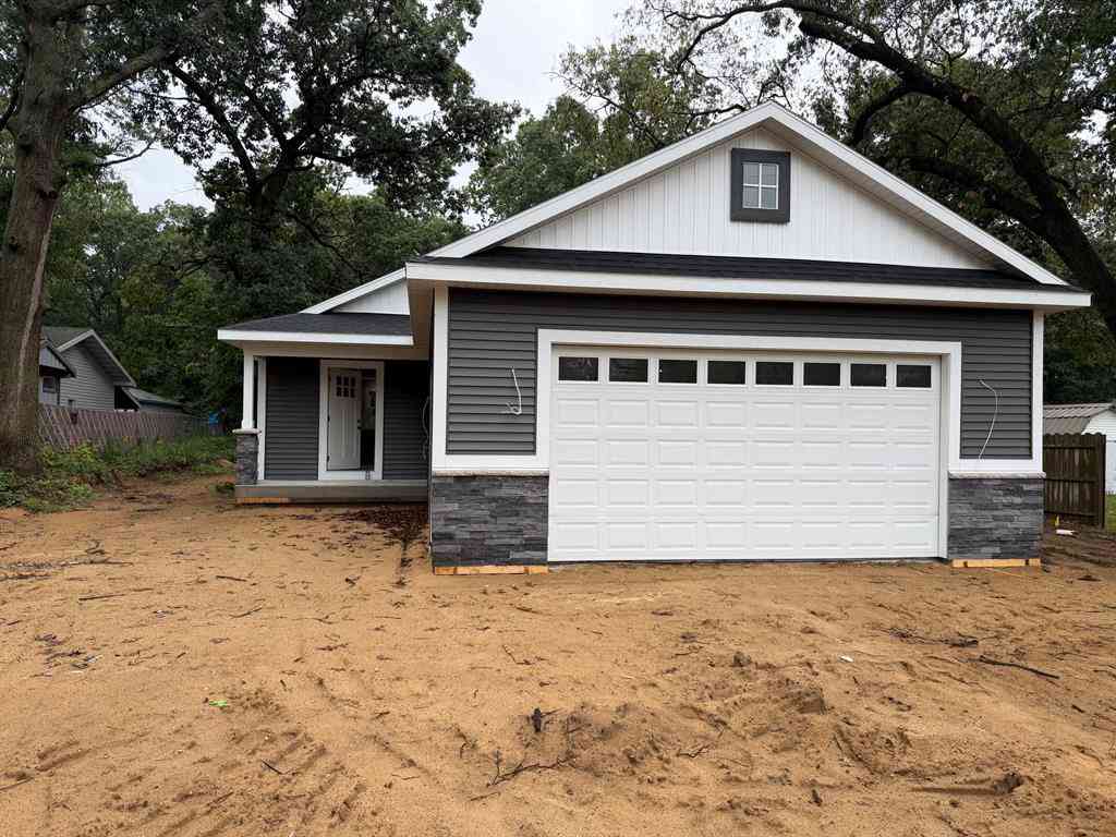 Homes For Sale - 2245 Macarthur Road <br/> Muskegon County, Muskegon, MI 49442