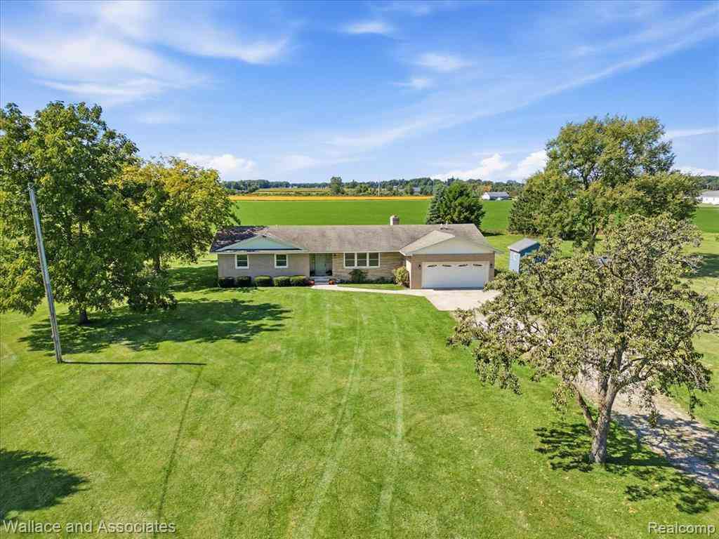 Homes For Sale - 7925 Wildcat Road <br/> Jeddo, MI 48032