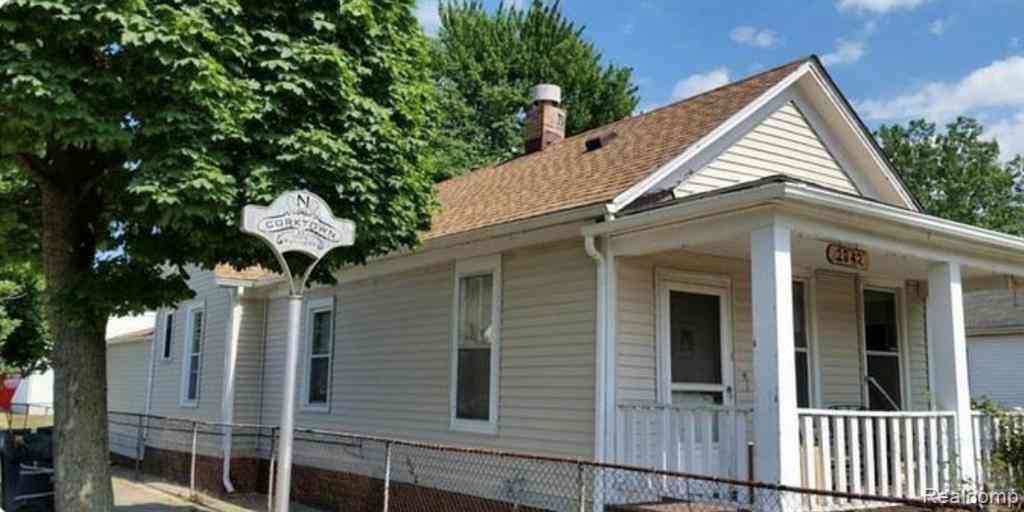 Homes For Sale - 2942 Cochrane Street <br/> Detroit, MI 48216