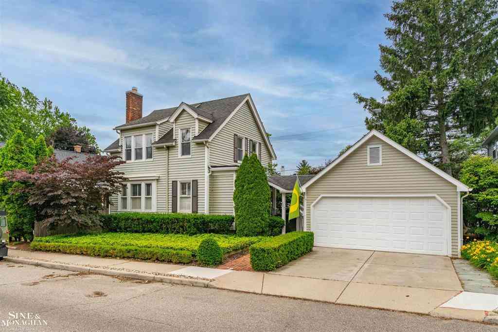 Homes For Sale - 357 Roosevelt Pl. Place <br/> Wayne County, Grosse Pointe, MI 48236