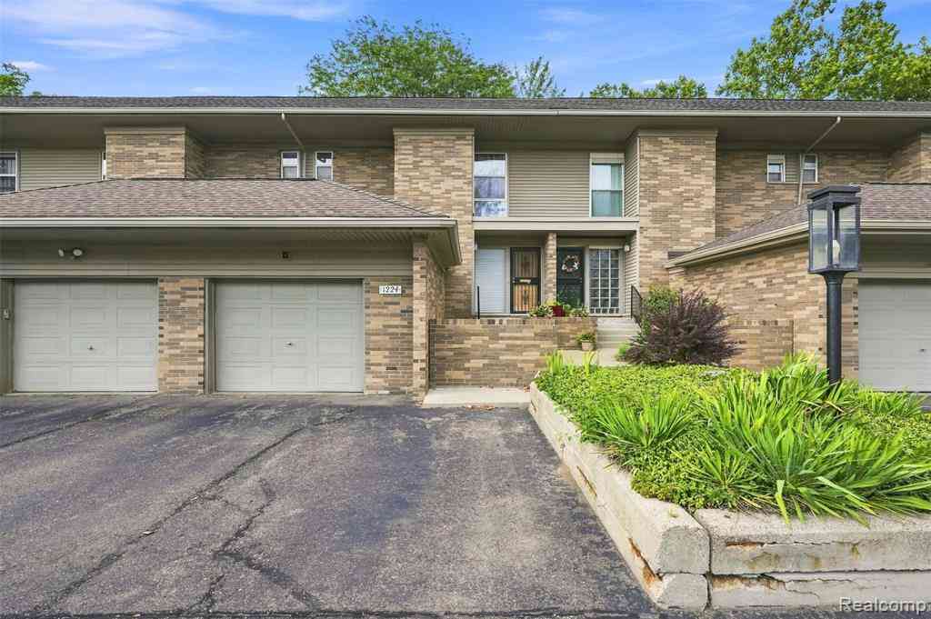 Condo For Sale - 1224 Saint Aubin  <br/> Detroit, MI 48207