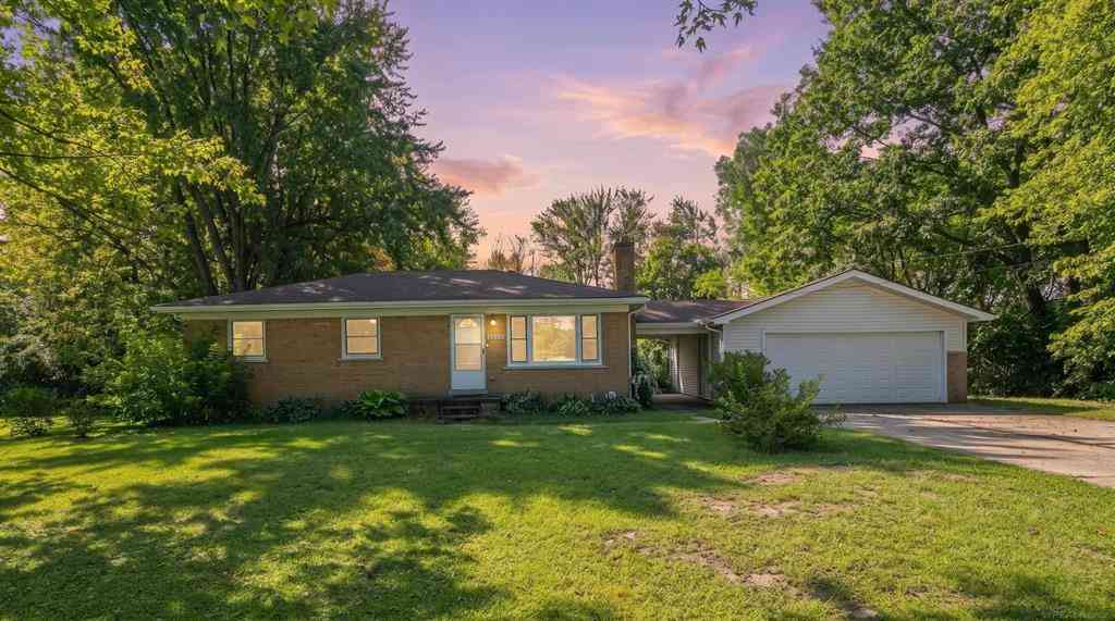 Homes For Sale - 47062 Sugarbush Road <br/> New Baltimore, MI 48047