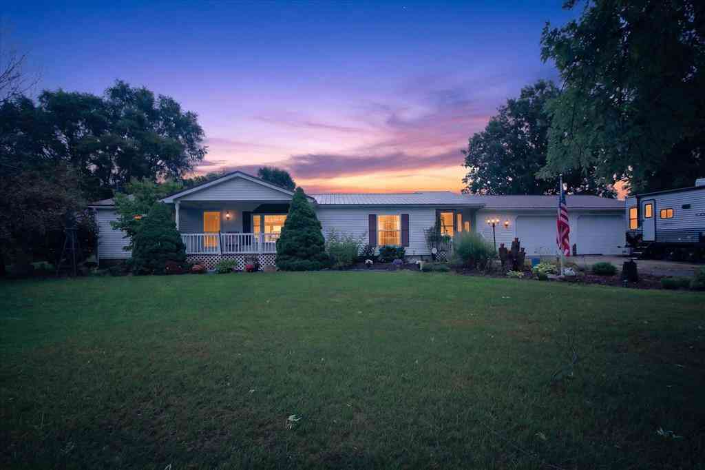 Homes For Sale - 6486 N Winans Road <br/> Alma, MI 48801