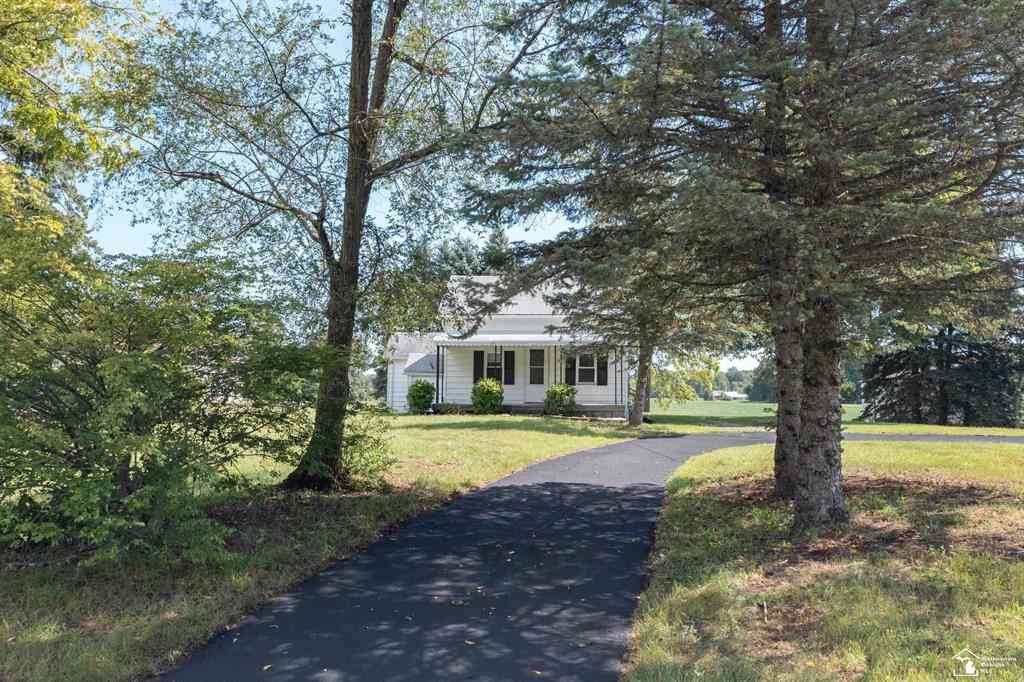 Homes For Sale - 9230 Crabb Road <br/> Monroe County, Temperance, MI 48144