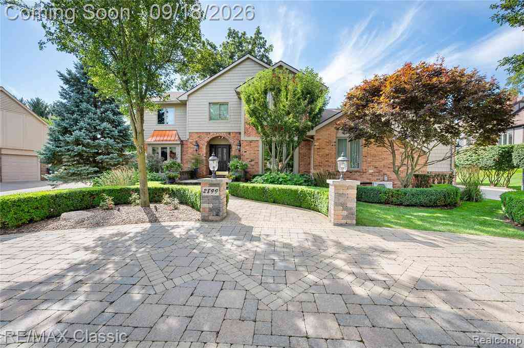 Homes For Sale - 2899 Current Drive <br/> Rochester, MI 48309
