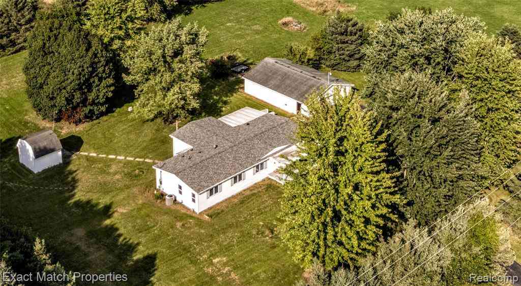 Homes For Sale - 5468 Lippincott Road <br/> Lapeer, MI 48446