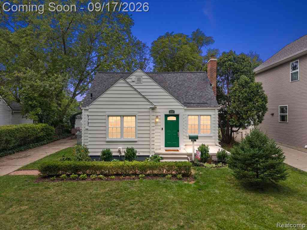 Homes For Sale - 3247 Thomas Avenue <br/> Berkley, MI 48072