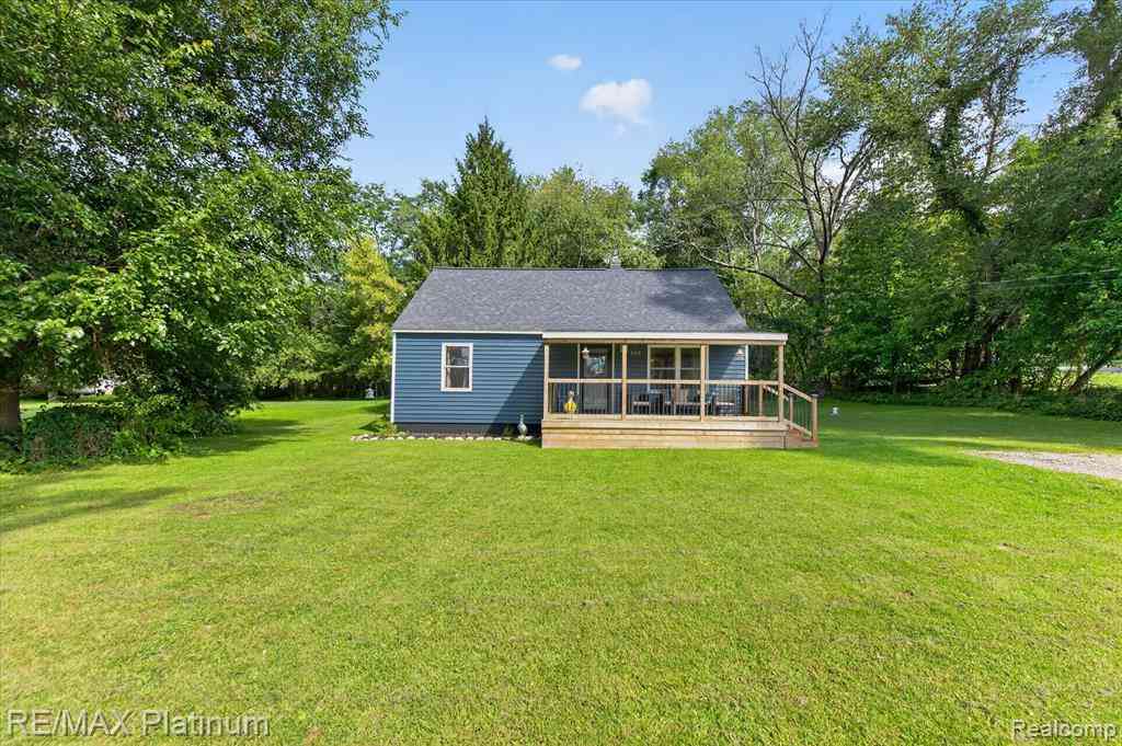 Homes For Sale - 160 Kuhn Street <br/> Livingston County, Gregory, MI 48137