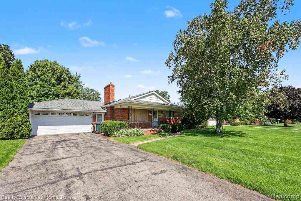 Homes For Sale - 4331 Montgomery Drive <br/> Shelby Twp, MI 48316