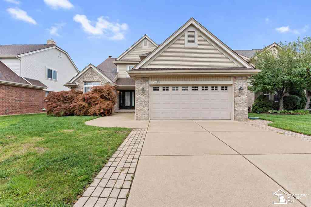 Homes For Sale - 16851 Silverado Drive <br/> Southgate, MI 48195