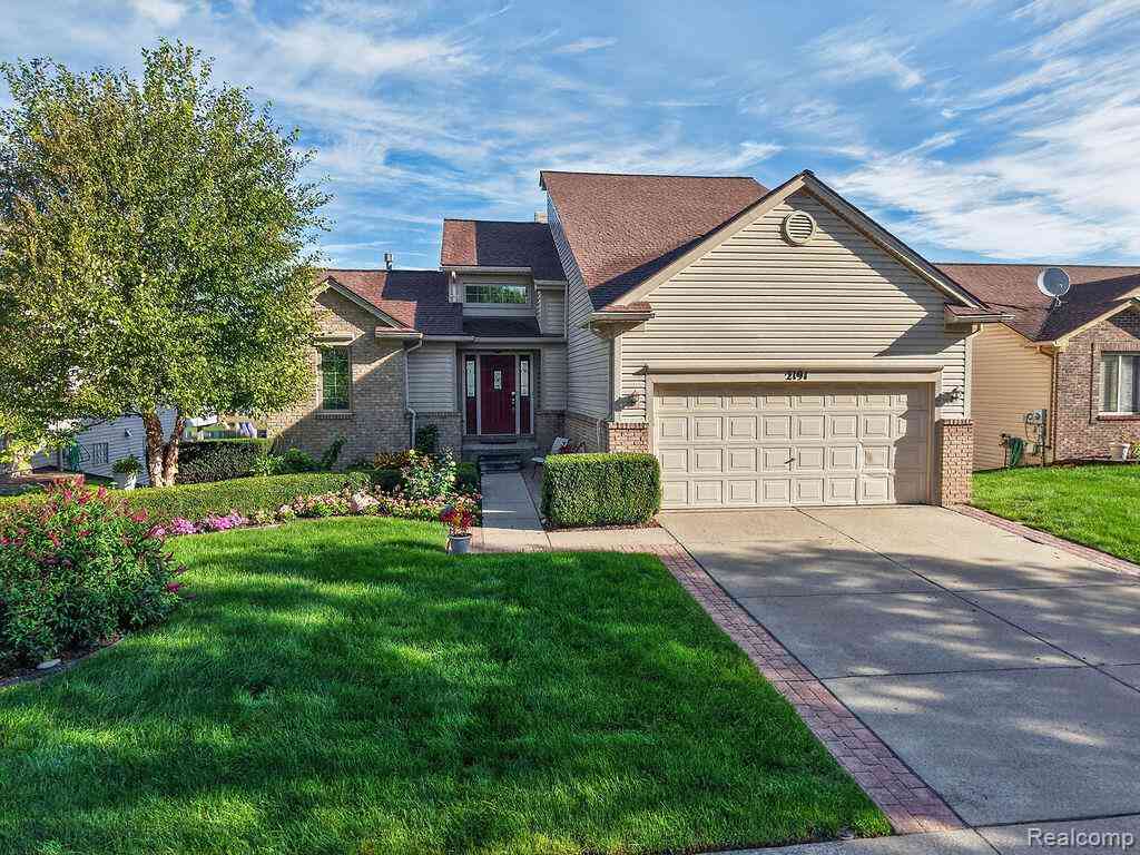 Homes For Sale - 2191 Barclay Avenue <br/> Shelby, MI 48317