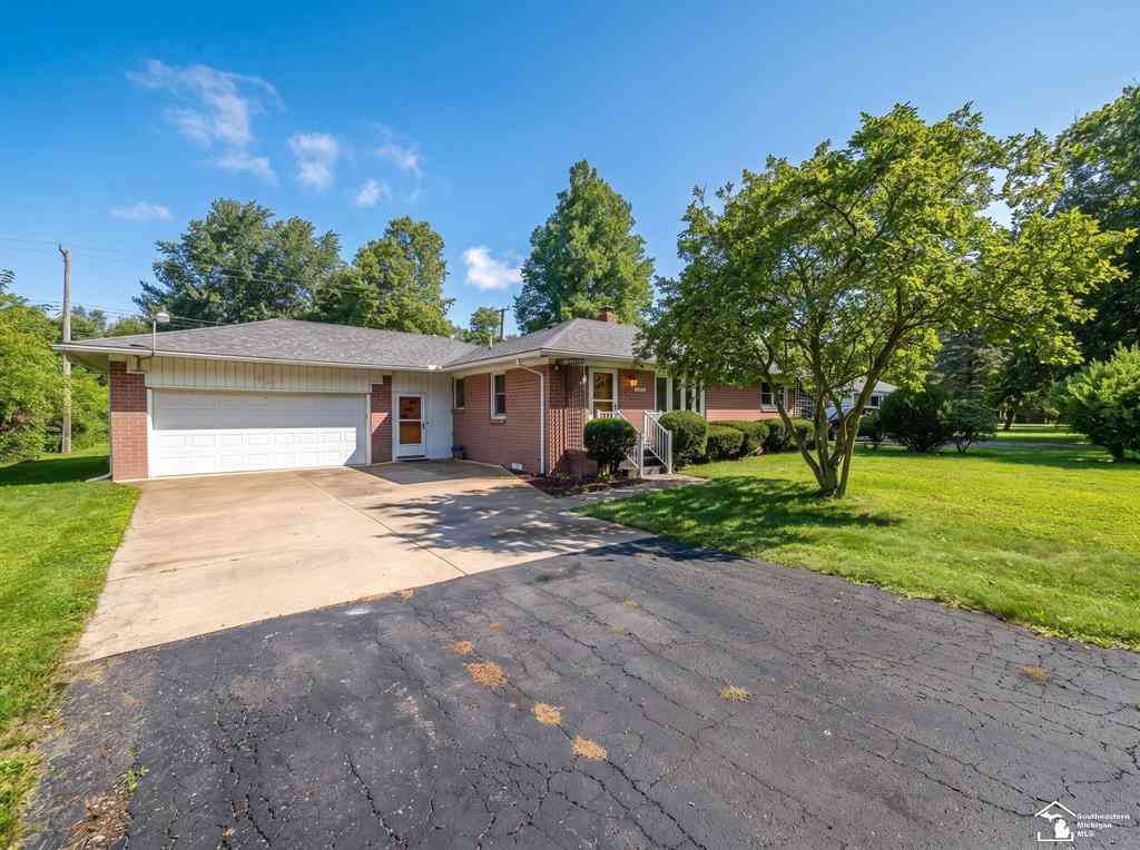 Homes For Sale - 2335 Ready Road <br/> Carleton, MI 48117
