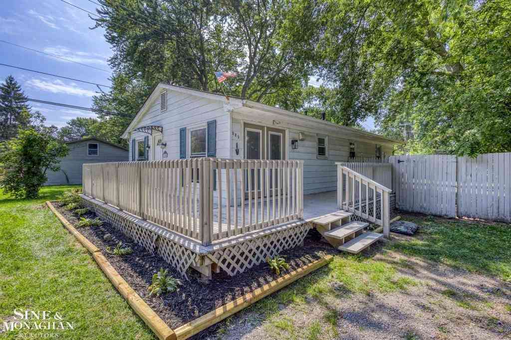 Homes For Sale - 905 Liberty Road <br/> Algonac, MI 48001
