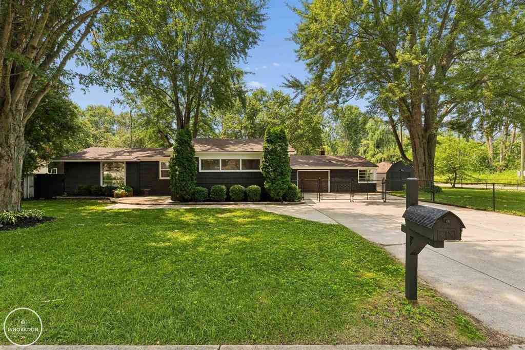 Homes For Sale - 367 Sherwood Lane <br/> Algonac, MI 48001