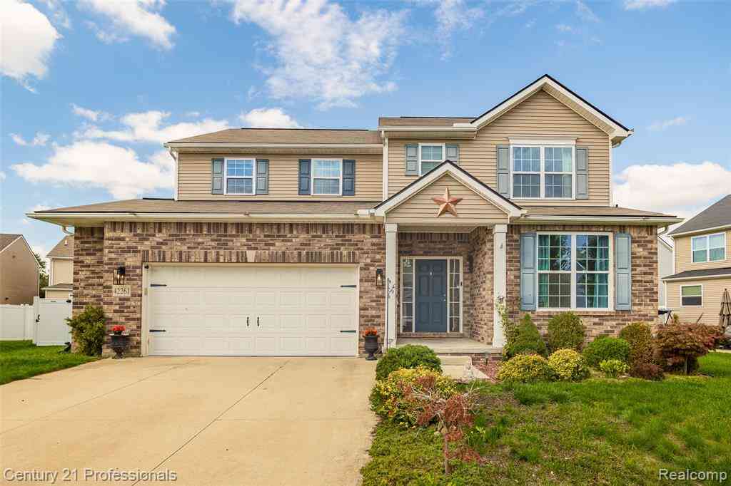 Homes For Sale - 42261 Mandalay Court <br/> Sterling Heights, MI 48313