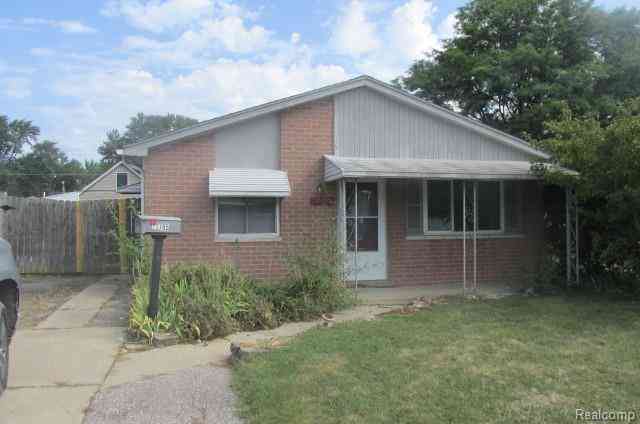 Homes For Rent - 22705 Laukel Street <br/> Macomb County, Saint Clair Shores, MI 48080