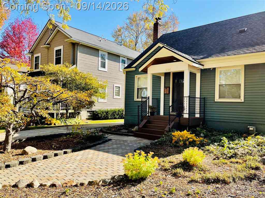 Homes For Rent - 556 Bird Avenue <br/> Birmingham, MI 48009