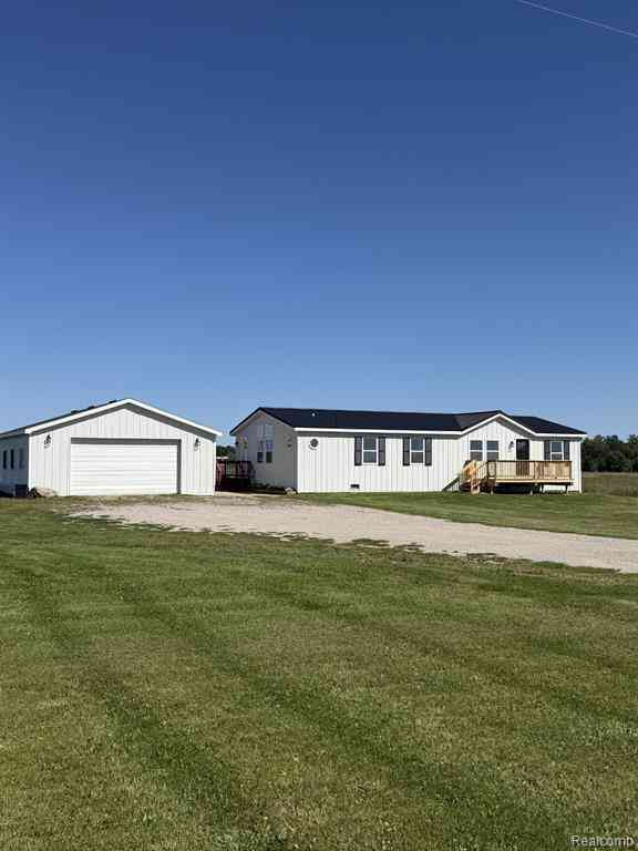 Homes For Sale - 1313 E Murphy Lake Road <br/> Mayville, MI 48744