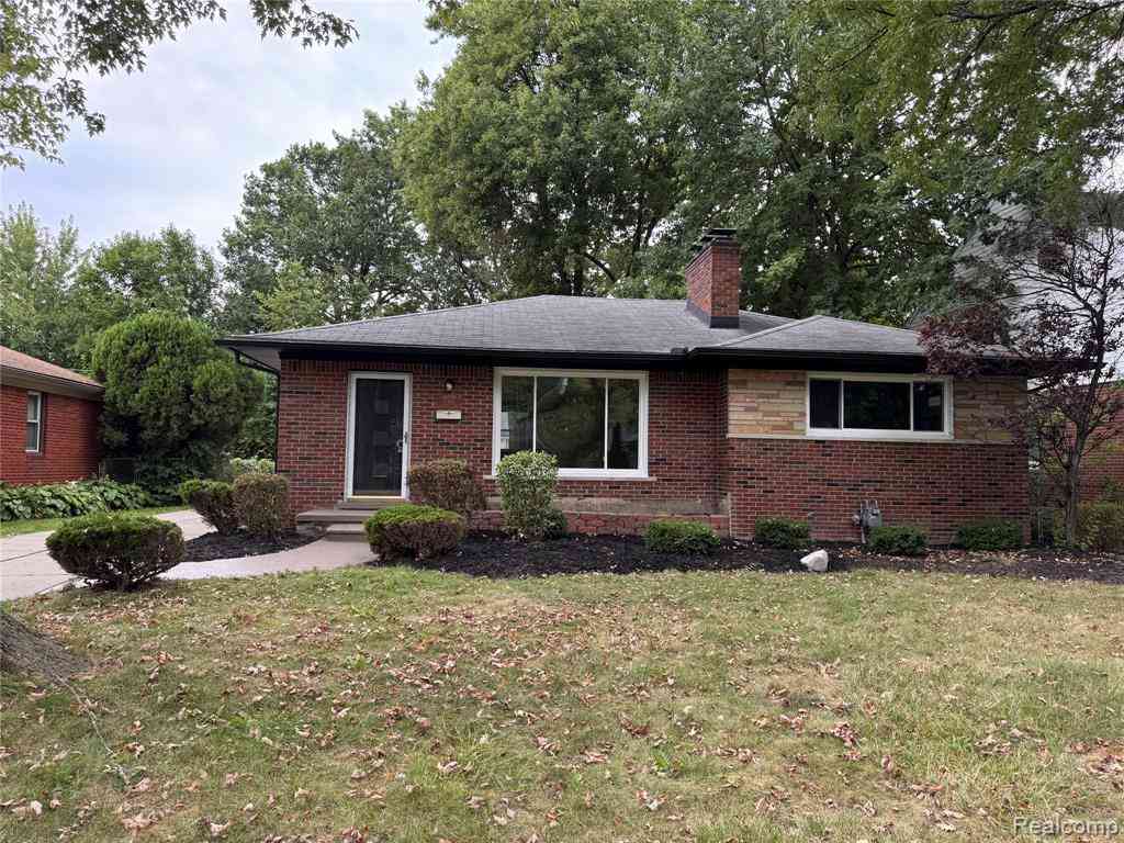 Homes For Sale - 20618 Woodside Street <br/> Harper Woods, MI 48225