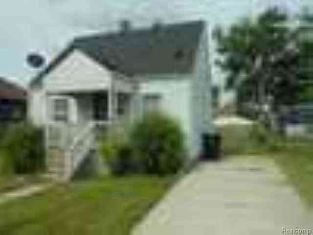 Homes For Rent - 25627 Paige Street <br/> Roseville, MI 48066