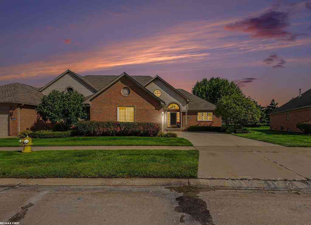 Condo For Sale - 33827 Au Sable Drive <br/> Chesterfield, MI 48047