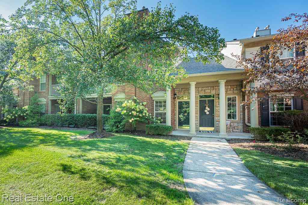 Condo For Sale - 3491 Tremonte Circle S S<br/> Rochester, MI 48306
