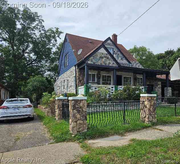 Homes For Sale - 35 N Sanford Street N N<br/> Pontiac, MI 48342
