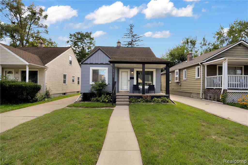 Homes For Sale - 15611 Leona Drive <br/> Redford, MI 48239