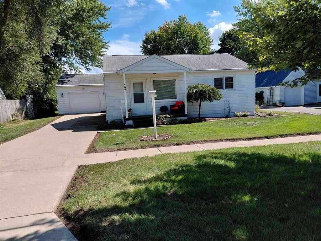 Homes For Sale - 407 SW Wood St Road <br/> Chesaning, MI 48616