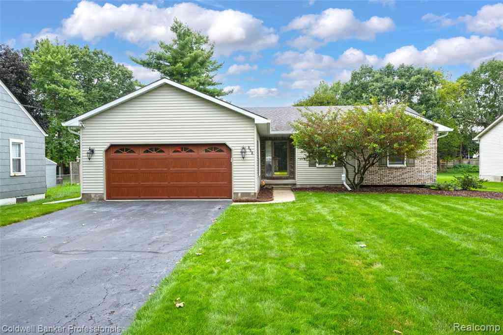 Homes For Sale - 858 Olive Street <br/> Oakland County, Oxford, MI 48371
