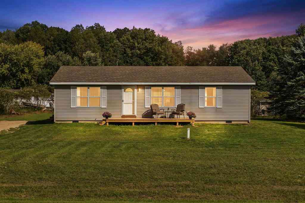 Homes For Sale - 2065 S Sara Drive <br/> Lake City, MI 49651