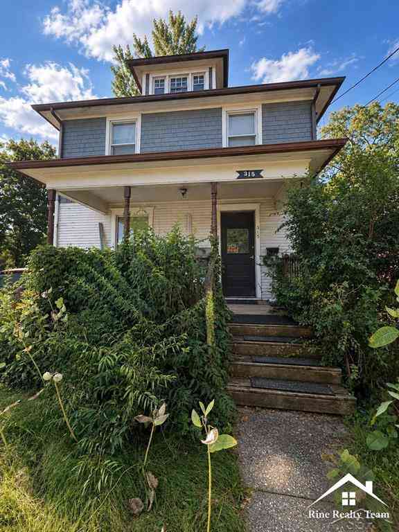 Homes For Sale - 315 W Morrell Street <br/> Jackson, MI 49203