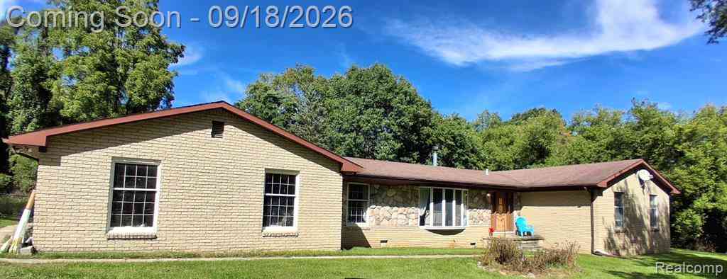 Homes For Sale - 2761 Hiding Place <br/> Milford, MI 48381