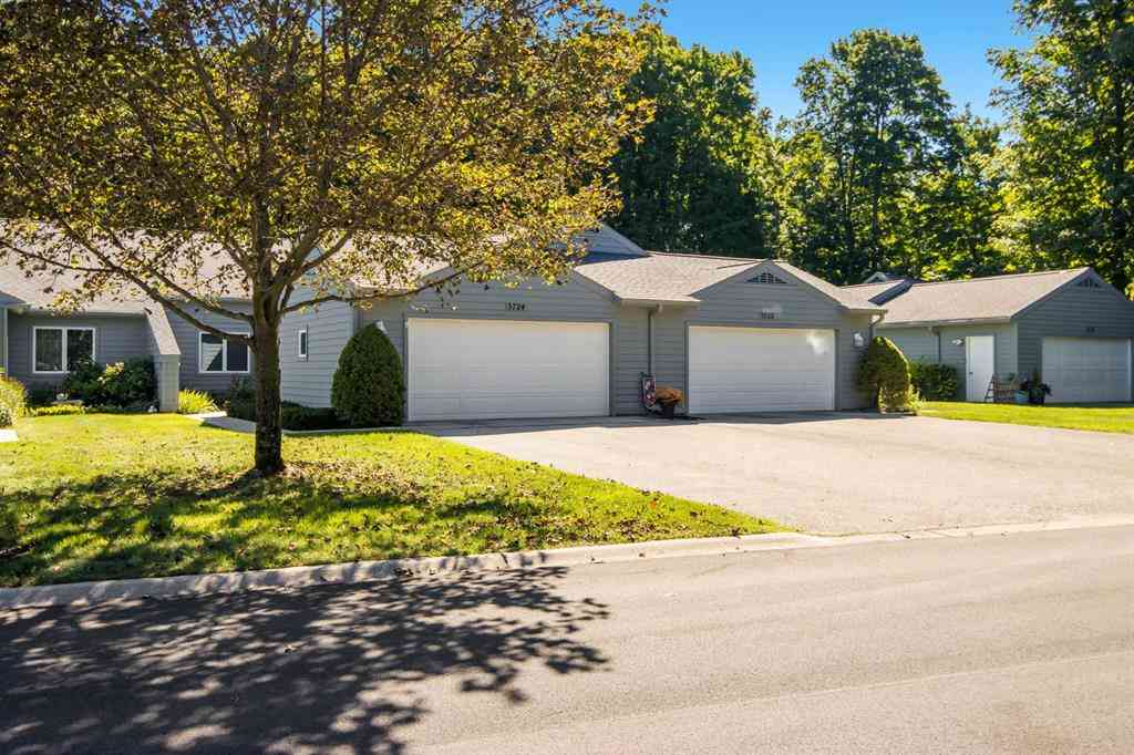 Condo For Sale - 3724 Country Club Drive <br/> Traverse City, MI 49684