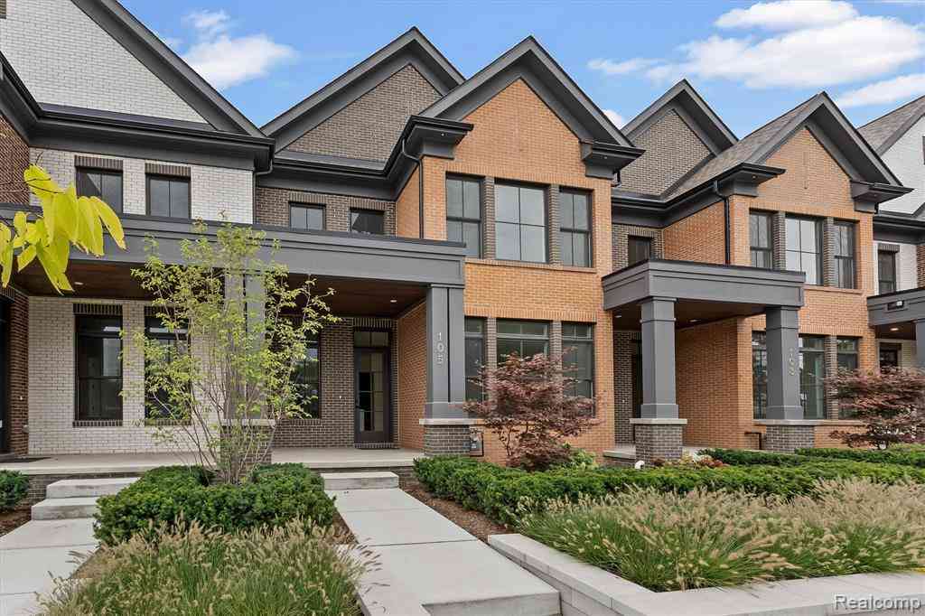 Condo For Sale - 105 Griswold Street <br/> Northville, MI 48167