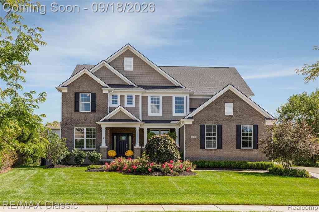 Homes For Sale - 22784 Shepherds Hollow Drive <br/> South Lyon, MI 48178