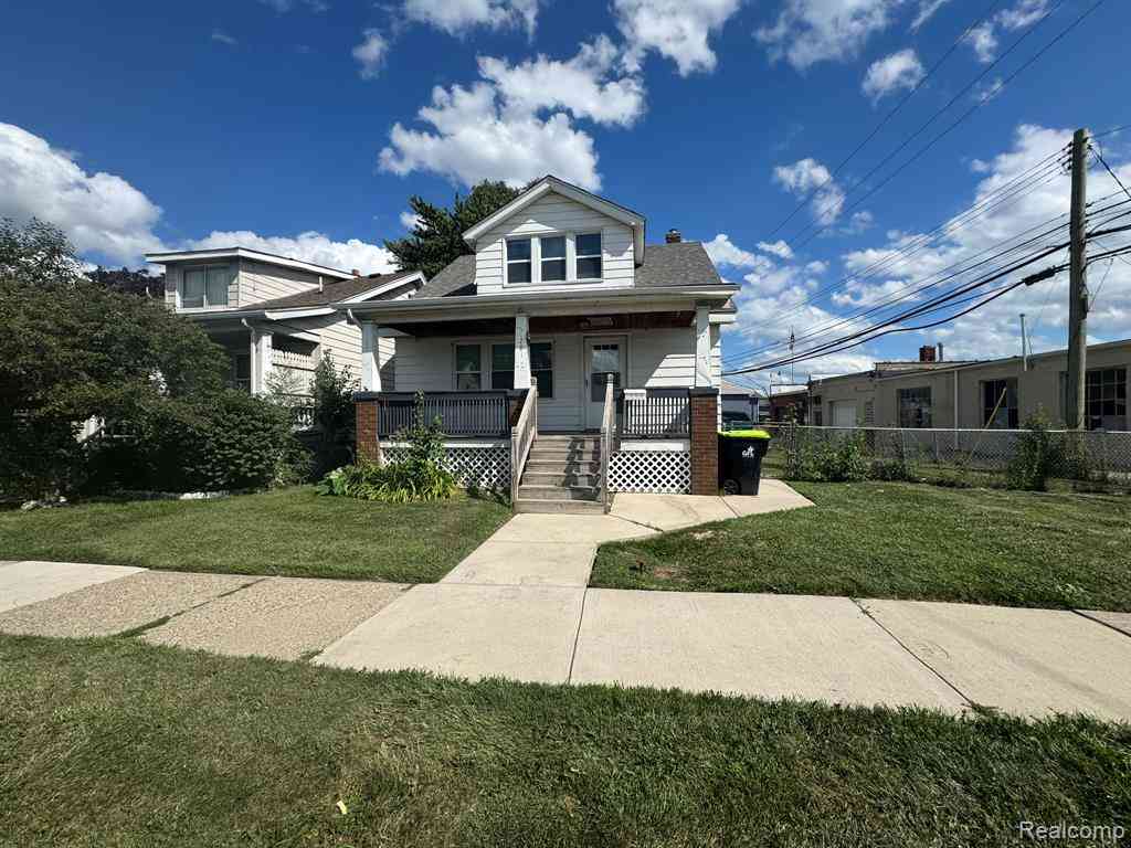 Homes For Rent - 1781 Lafayette Boulevard <br/> Lincoln Park, MI 48146