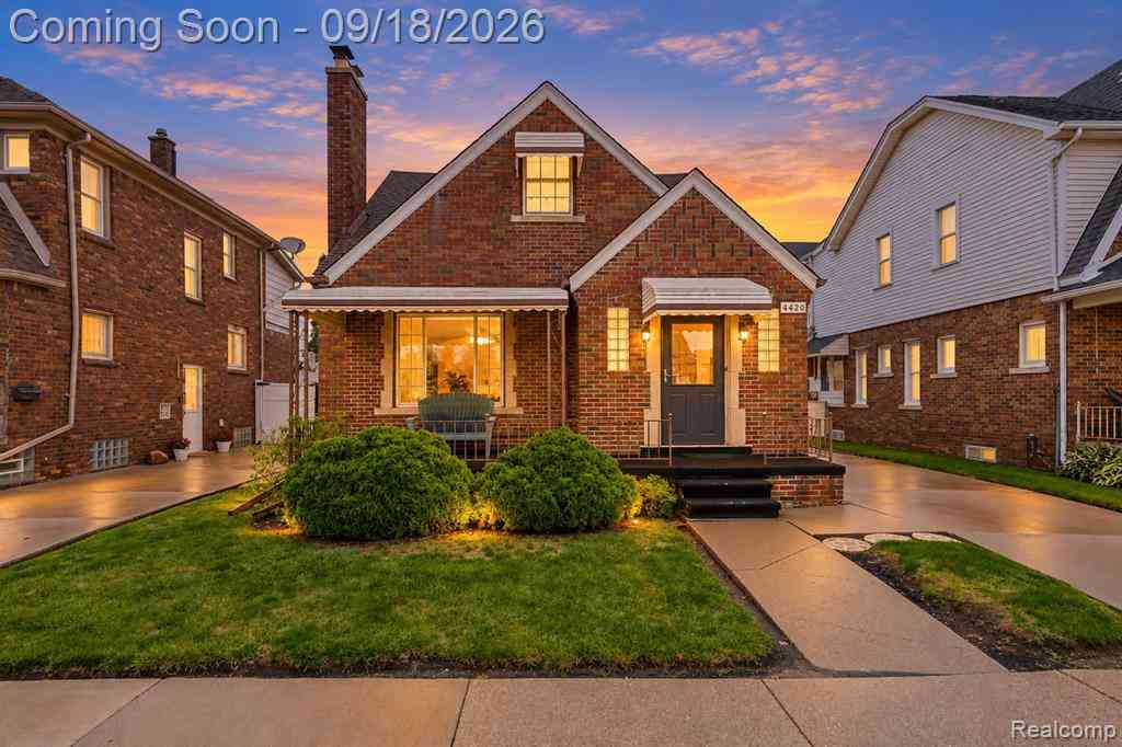 Homes For Sale - 4420 Lapham Street <br/> Dearborn, MI 48126