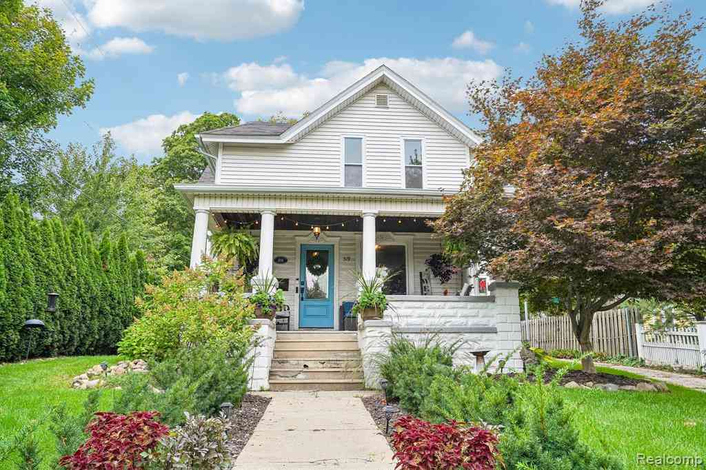 Homes For Sale - 319 E Commerce Street <br/> Milford, MI 48381