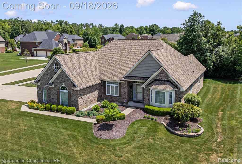 Homes For Sale - 23032 Cheyenne Drive <br/> South Lyon, MI 48178