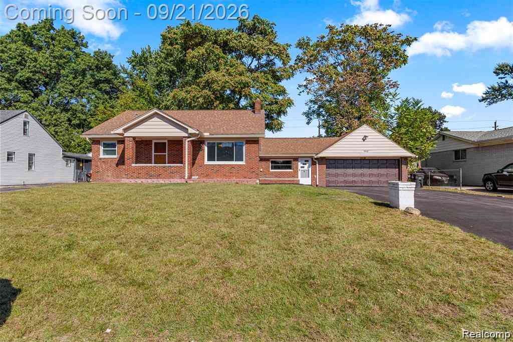 Homes For Sale - 35408 Farragut Avenue <br/> Westland, MI 48186