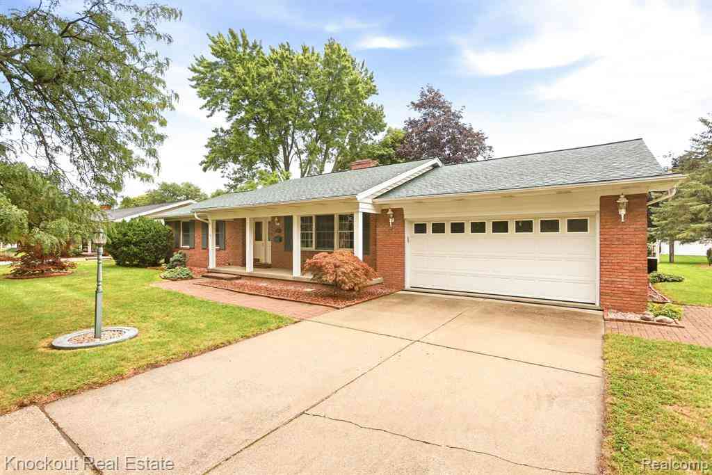 Homes For Sale - 325 E Vates Street <br/> Frankenmuth, MI 48734